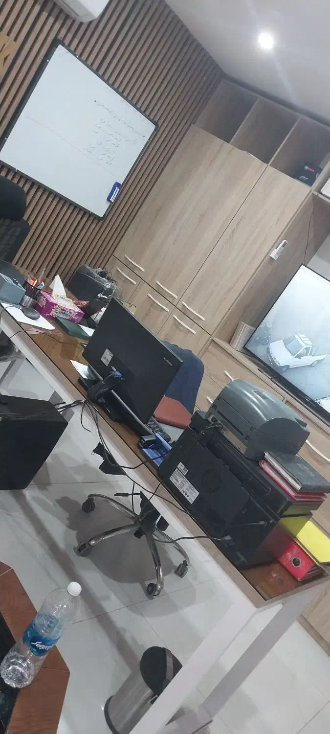 به یکنفر منشی دستیار آقا و خانم|استخدام اداری و مدیریت|چهاردانگه (تهران), |دیوار