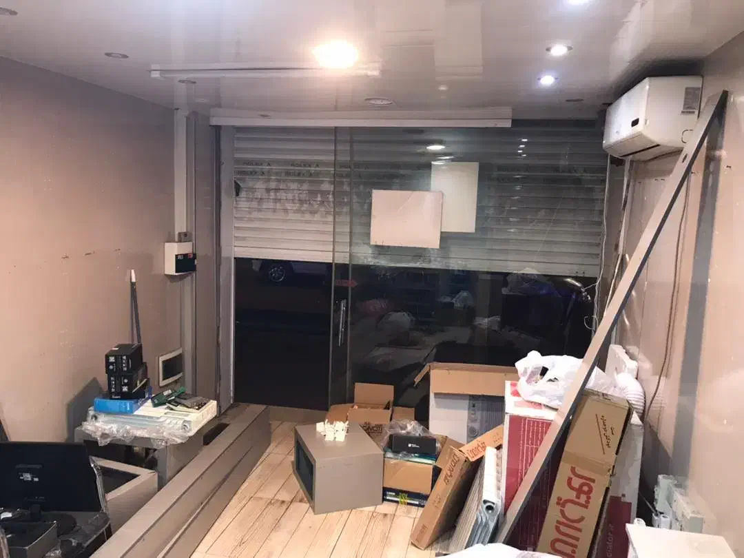 اجاره بوتیک در پل بوسار(سعدی)|اجارهٔ مغازه و غرفه|رشت, سعدی (تختی)|دیوار