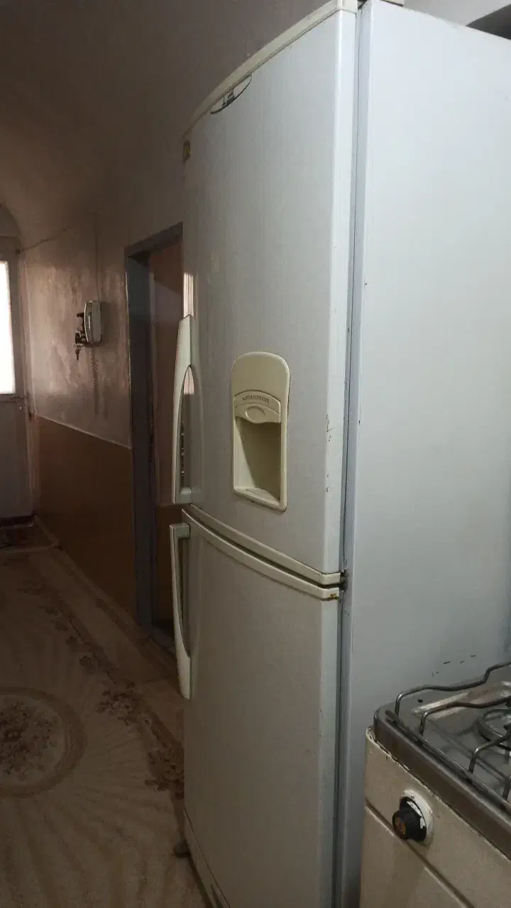 یخچال و فریزر|یخچال و فریزر|سبزوار, قصبه غربی|دیوار