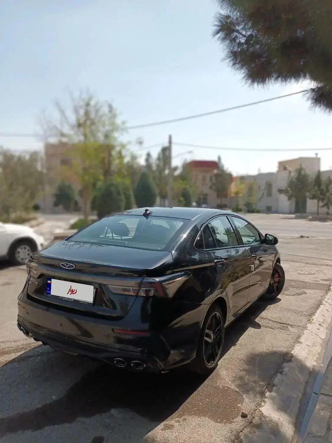 آریزو سیکس جی تی|خودرو سواری و وانت|اندیشه, اندیشه فاز ۳|دیوار