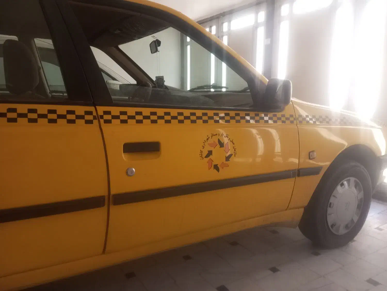 فروش پژو ،تاکسی گردشی کد دو رقمی|خودرو سواری و وانت|کاشان, شهید زجاجی|دیوار