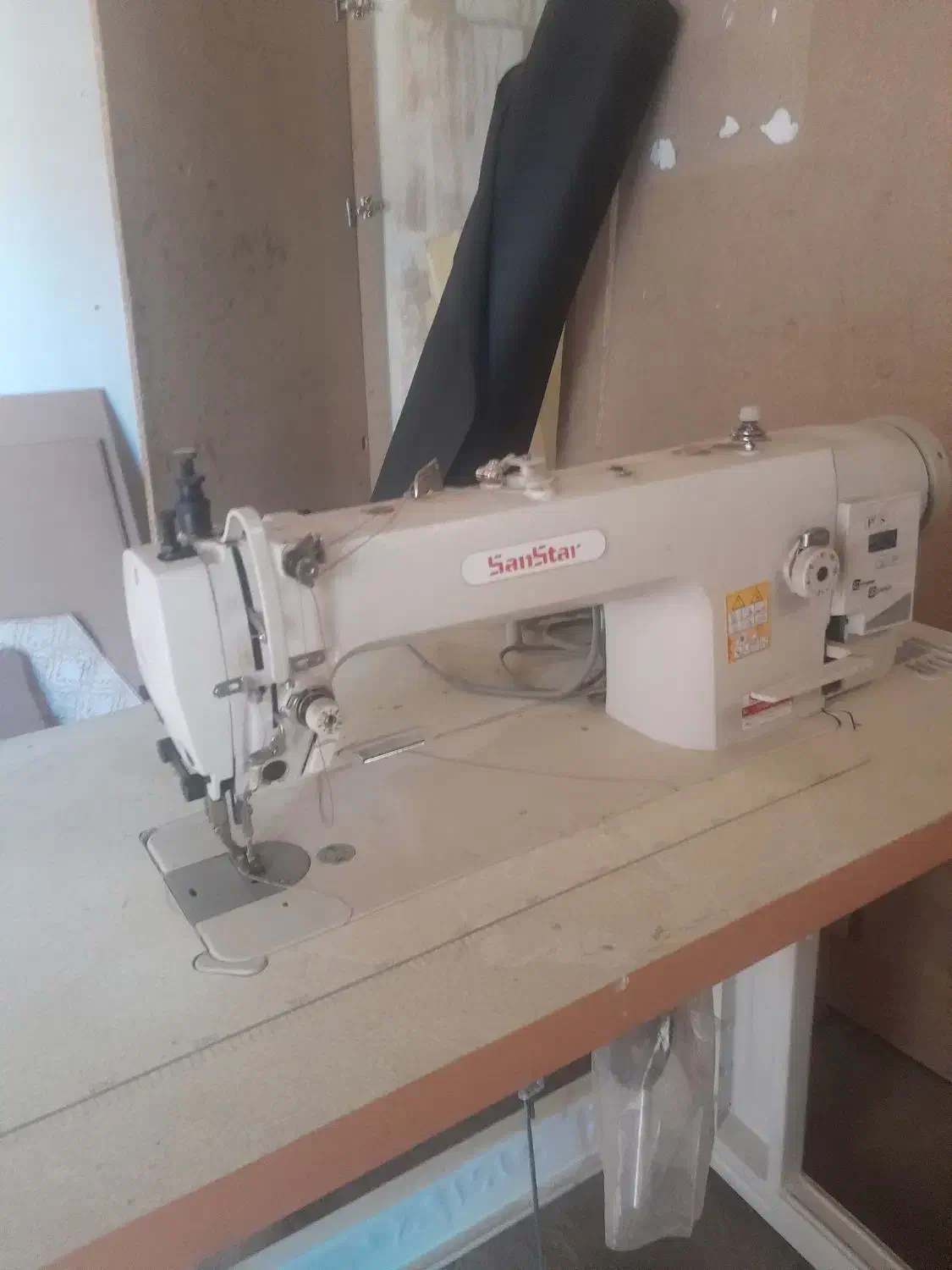 چرخ سان استار دوپایه ضخیم دوز دهنه بزرگ|چرخ خیاطی و ریسندگی|تهران, شهید رجایی|دیوار