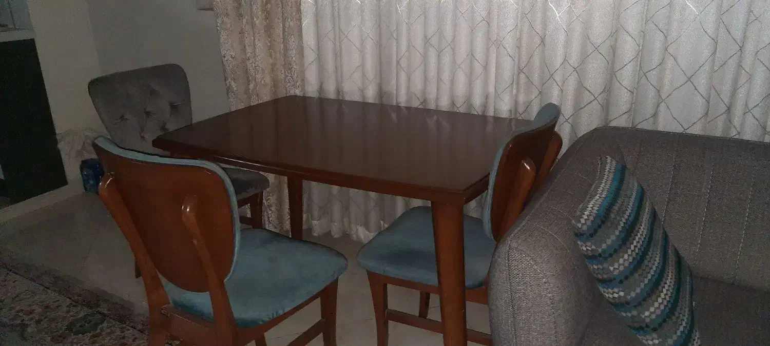میز ناهار خوری ۴ نفره|میز و صندلی غذاخوری|اسلام‌شهر, صادقیه|دیوار