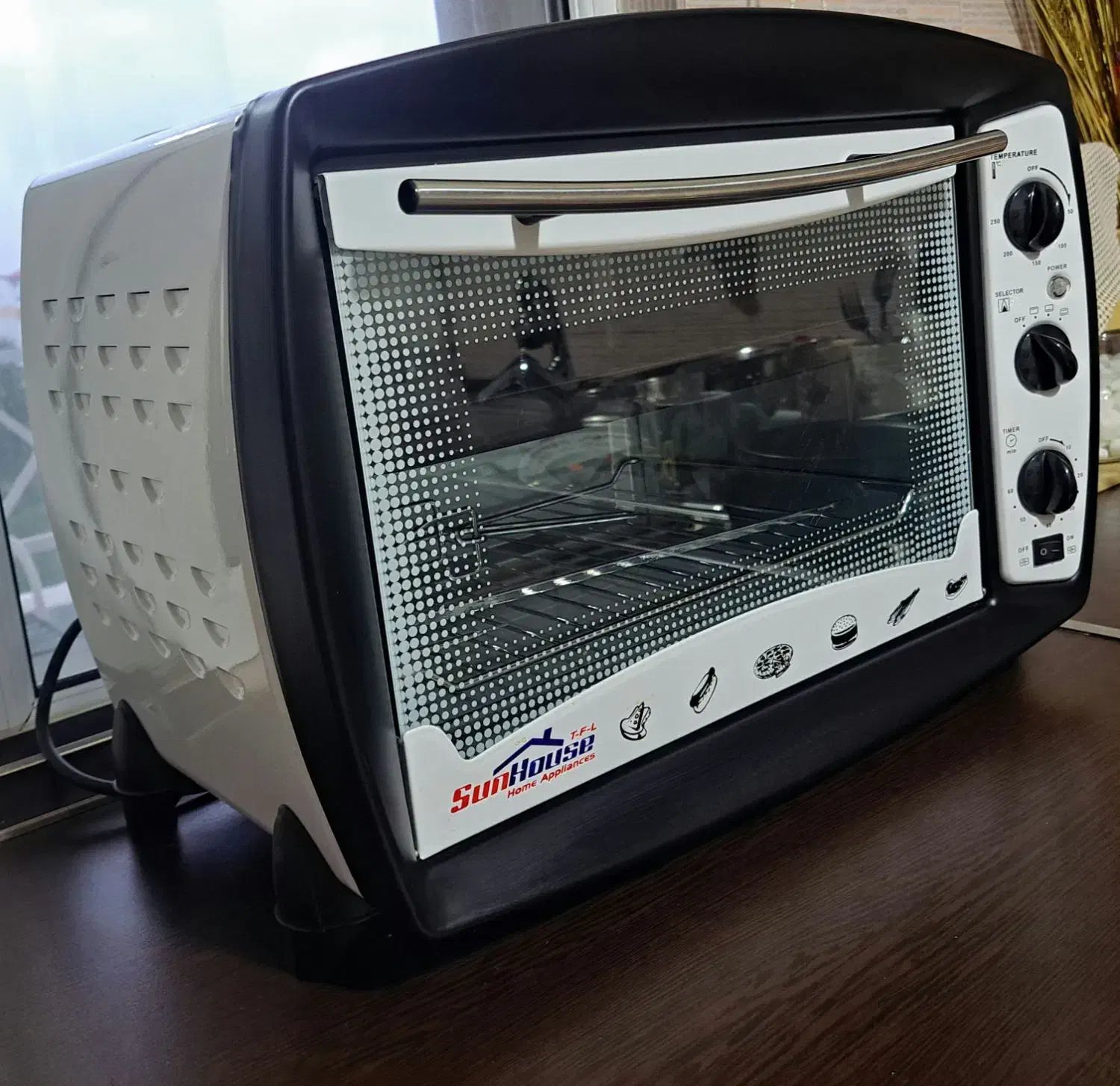 توستر Sunhouse سایز بزرگ|اجاق گاز و لوازم برقی پخت‌وپز|رشت, پل تالشان|دیوار