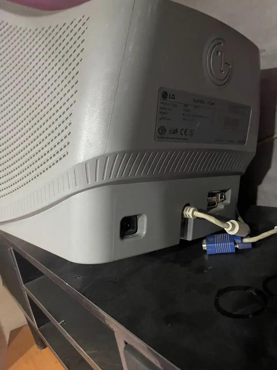 مانیتور crt سوخته|قطعات و لوازم جانبی رایانه|ری, حمزه‌آباد|دیوار