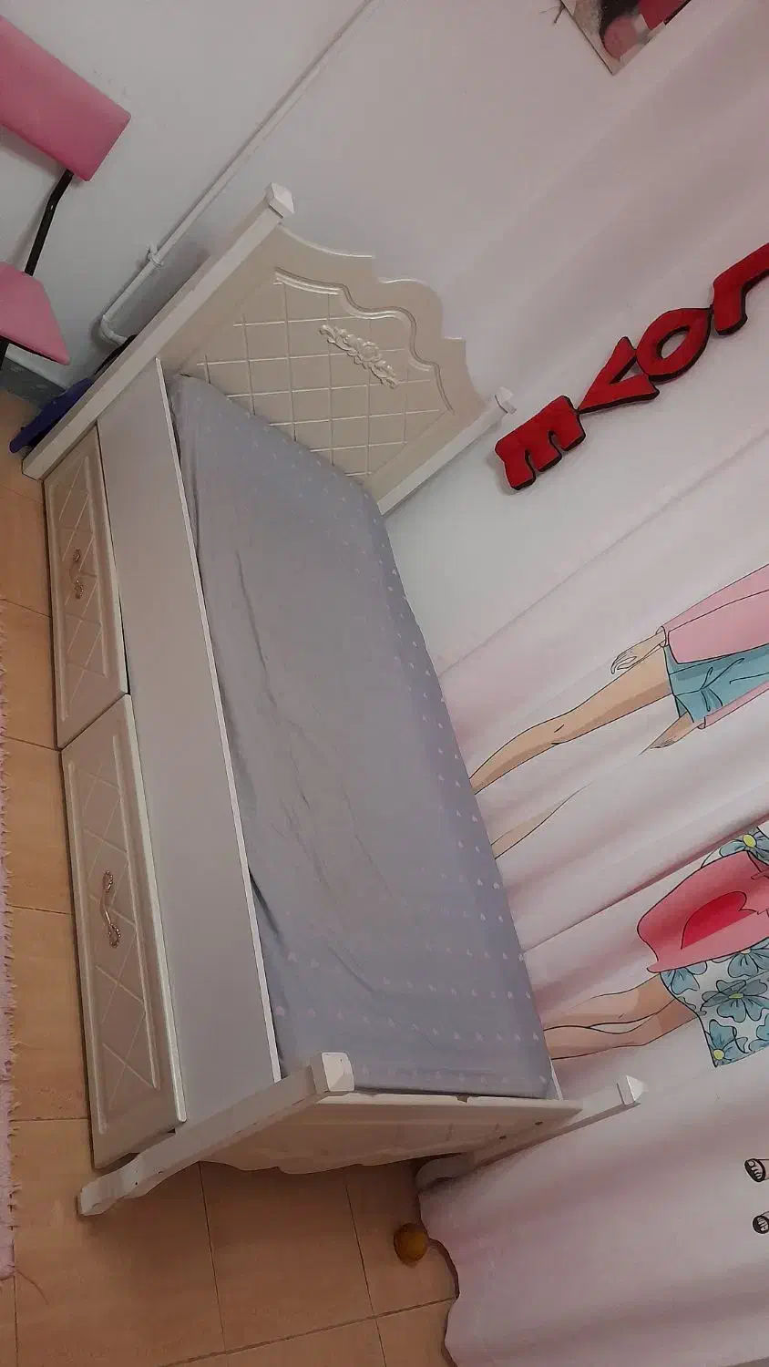 تخت و میز آرایش کودک و نوجوان|تخت و سرویس خواب|لاهیجان, گلستان|دیوار