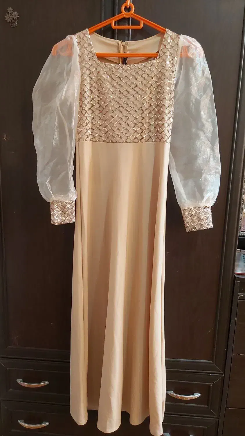 لباس مجلسی|لباس|شیراز, سلطان آباد|دیوار