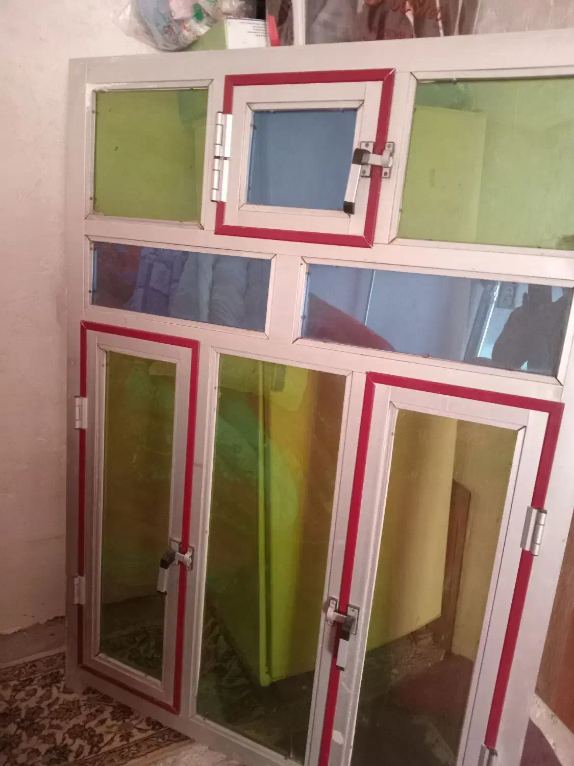 پنجره|مصالح و تجهیزات ساختمان|انگوت, |دیوار