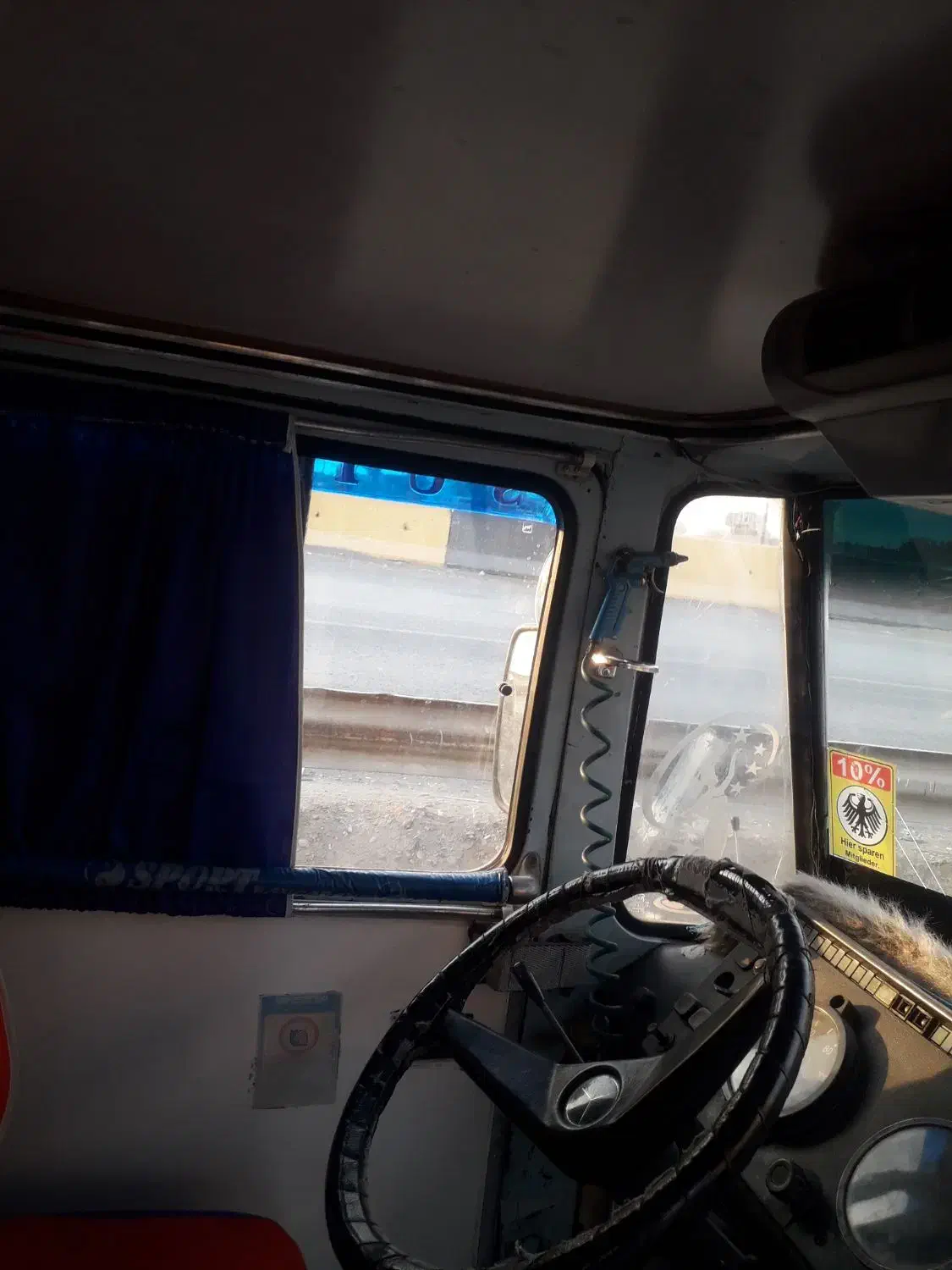 مینی بوس و هیوندا|خودرو سنگین|ابریشم, |دیوار