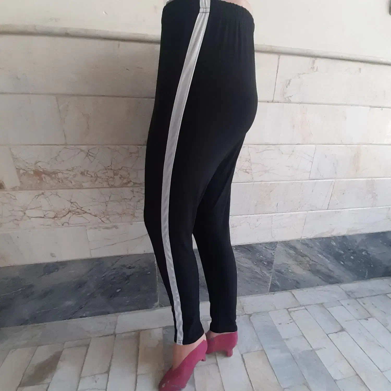 مانکن|لباس|قم, شهرک سازمان آب|دیوار