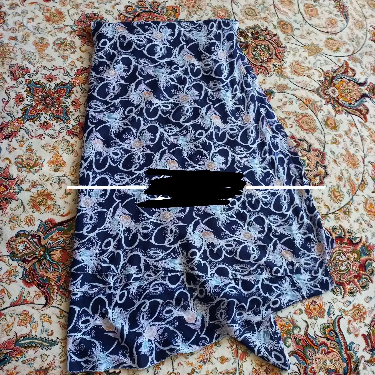 چادررنگی|لباس|اهواز, کوروش|دیوار