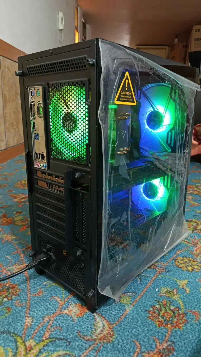 کیس گیمینگ و رندرینگ|رایانه رومیزی|کازرون, |دیوار