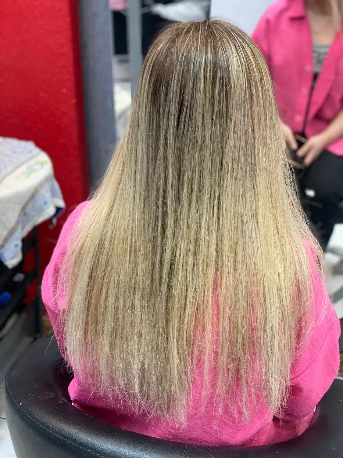 رنگ موی تخصصی با کمترین هزینه|خدمات آرایشگری و زیبایی|کازرون, |دیوار