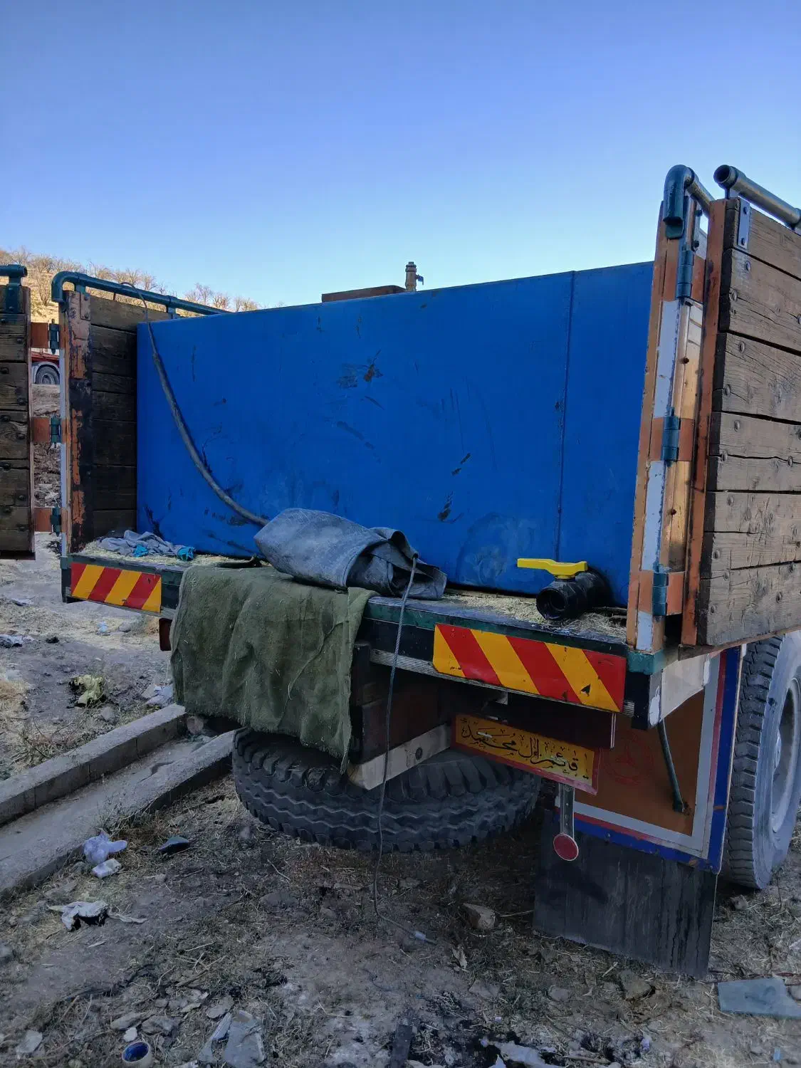 تانکرگازوییل۱۲هزاری ماشین سنگین داخل اتاق|مصالح و تجهیزات ساختمان|کرج, میدان میوه و تره بار مرکزی|دیوار