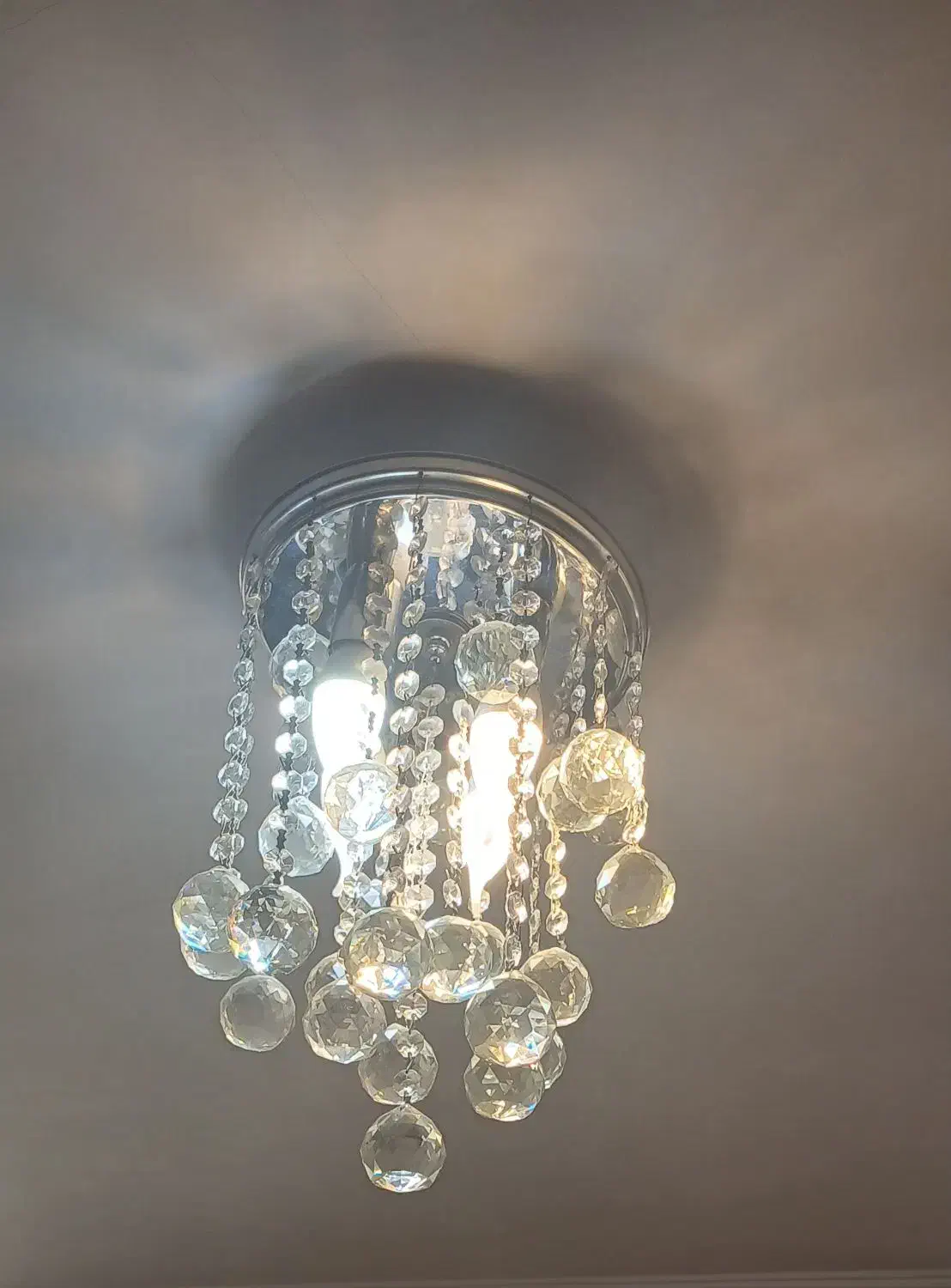 ۴تا لوستر سقفی سالم به قیمت مناسب|لوستر و چراغ آویز|تبریز, |دیوار