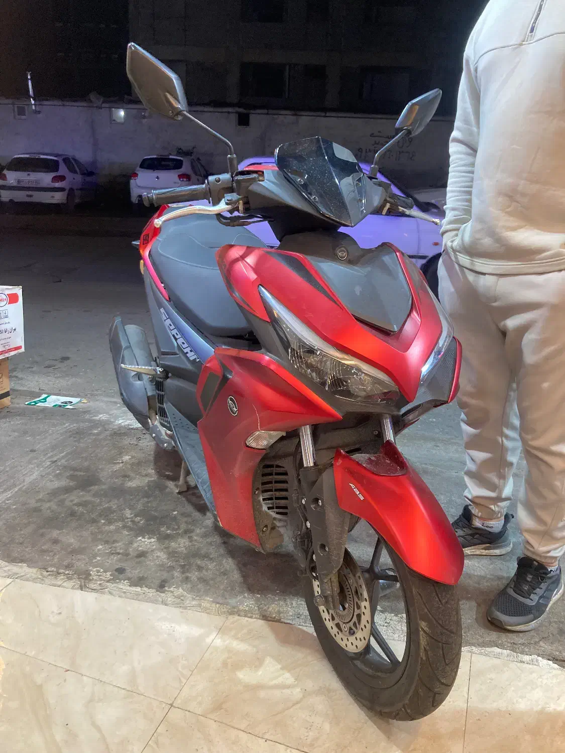 موتورسیکلت|موتورسیکلت|رشت, کوی بیانی|دیوار