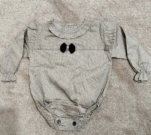 فروش لباس مناسب صفر تا شیش ماه|کفش و لباس بچه|دامغان, |دیوار