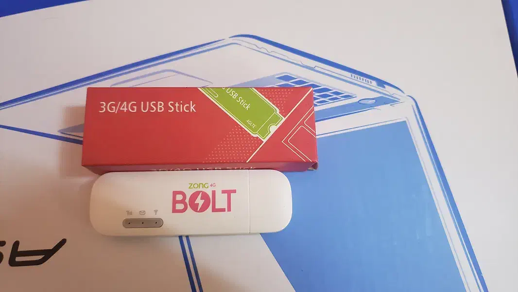 مودم USB 4G هوآوی مدل E8372 نو|مودم و تجهیزات شبکه|شیراز, دارالرحمه|دیوار