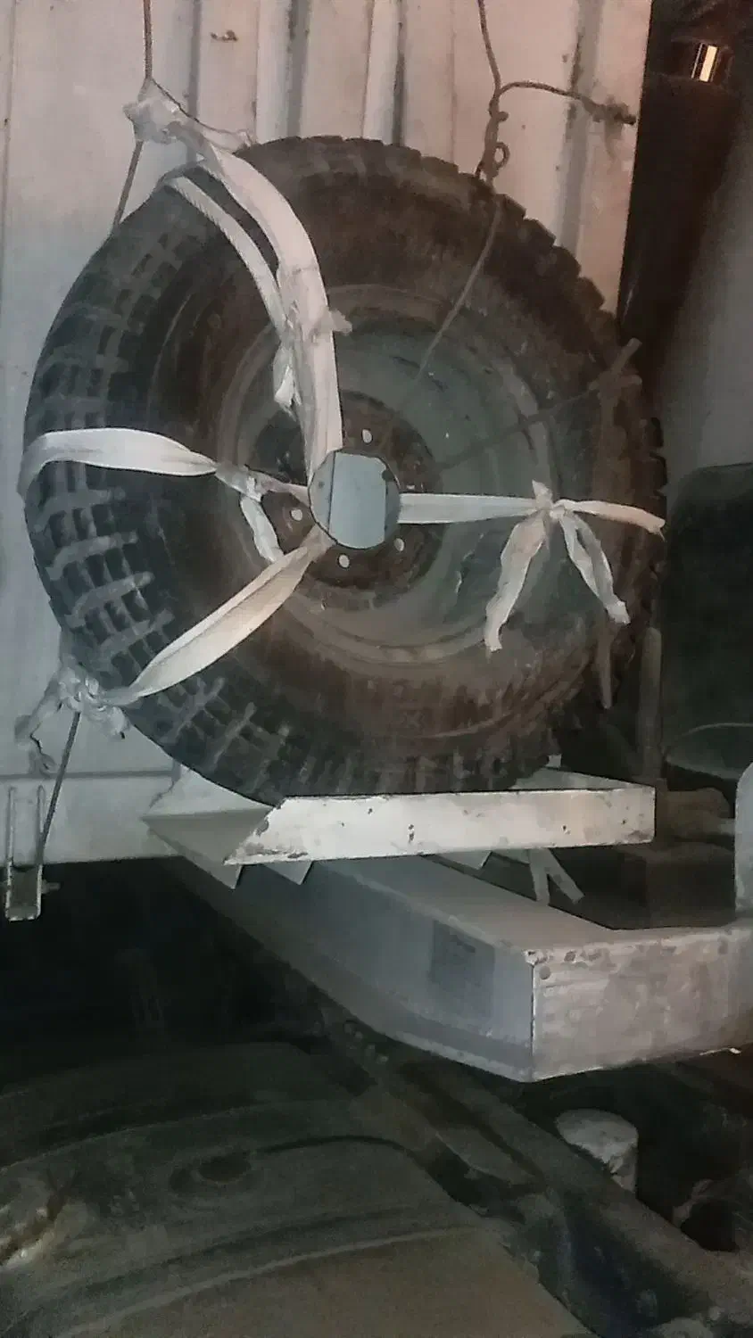 لاستیک زاپاس نیسان|قطعات یدکی و لوازم جانبی|هشتگرد, تهران دشت|دیوار