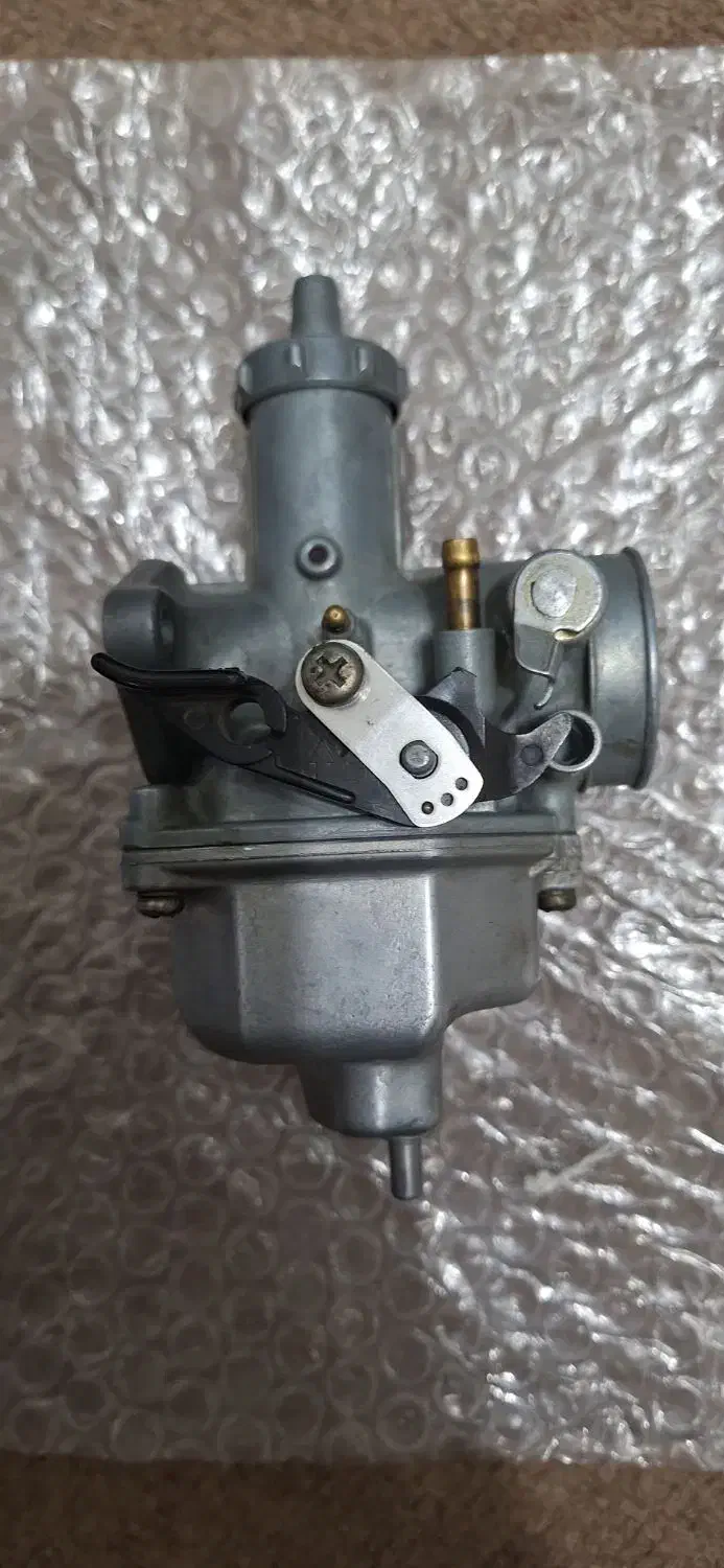 کاربرات. باک.لاستیک|قطعات یدکی و لوازم جانبی|یزد, |دیوار