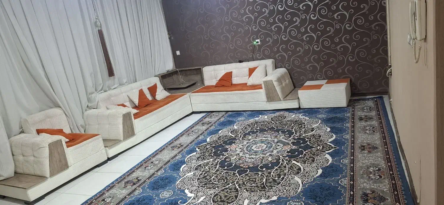 منزل مبله نزدیک ترمینال کاراندیش|اجارهٔ کوتاهمدت آپارتمان و سوئیت|شیراز, هفت تنان|دیوار