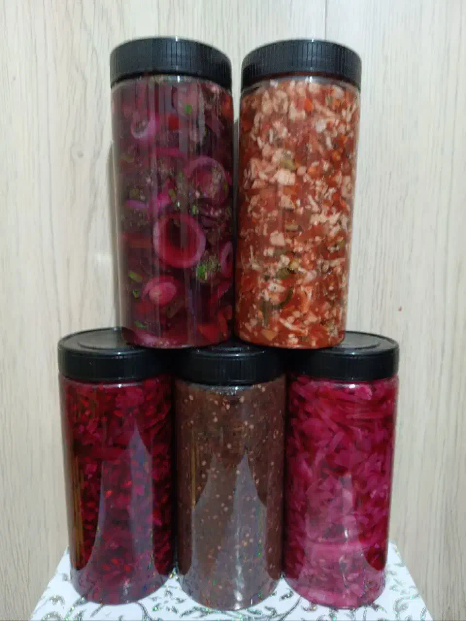 ترشی های خوش طعم و خوش عطر|خوردنی و آشامیدنی|قم, بکایی|دیوار