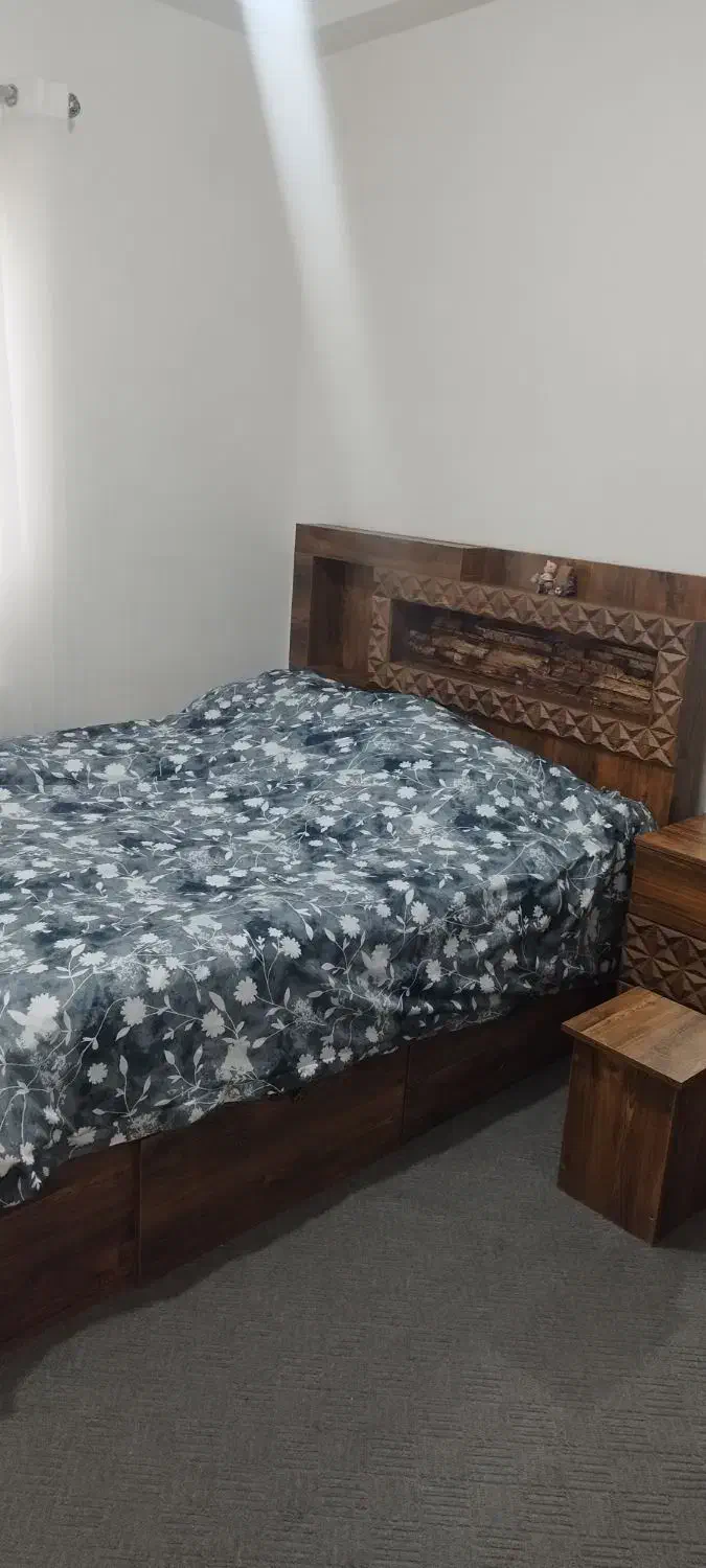 سرویس خواب|تخت و سرویس خواب|رشت, پیرکلاچای|دیوار