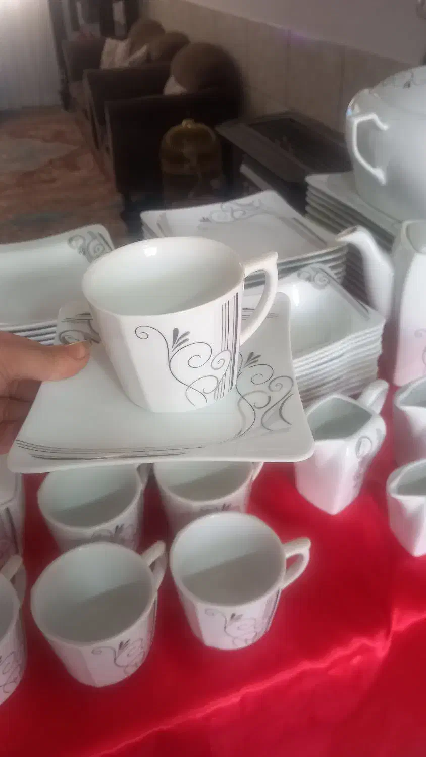 فروش سرویس چینی طوس 12 نفره|ظروف سرو و پذیرایی|بجنورد, |دیوار