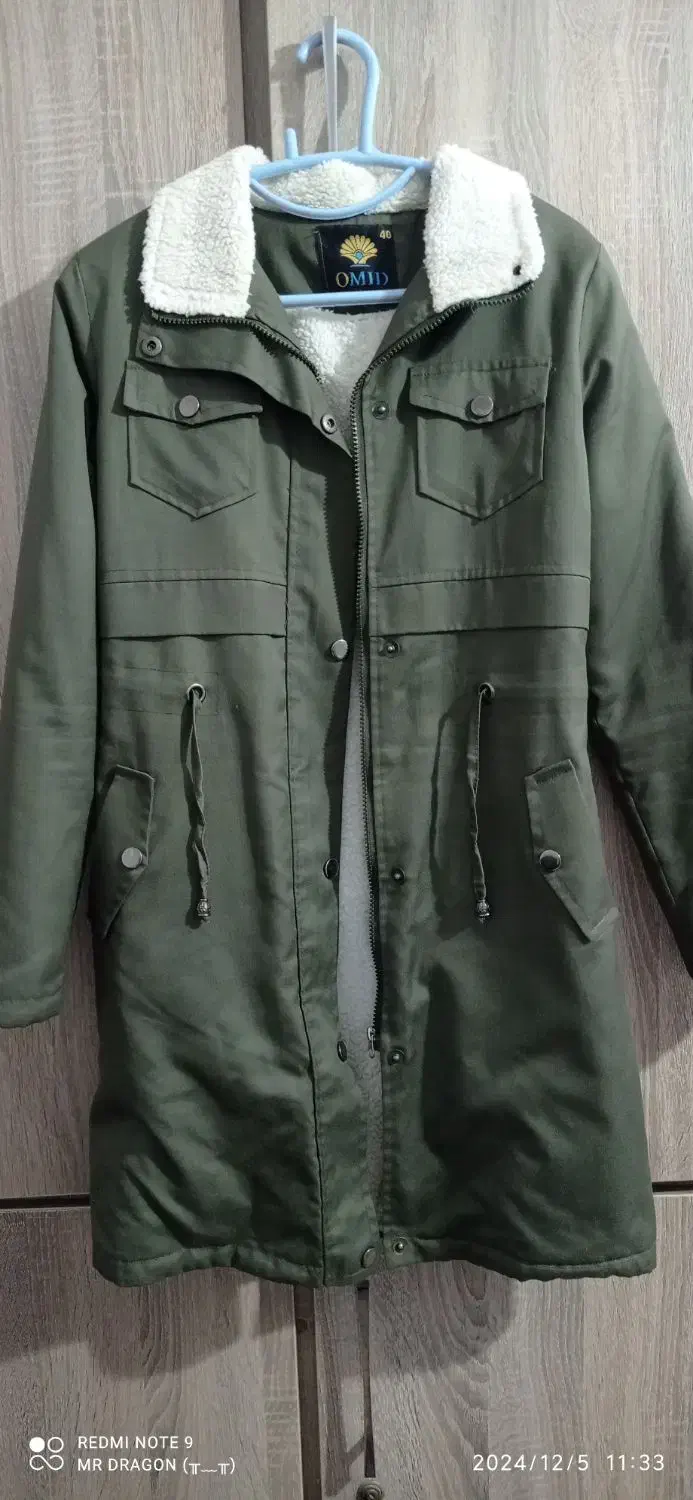 کاپشن|لباس|گنبد کاووس, |دیوار