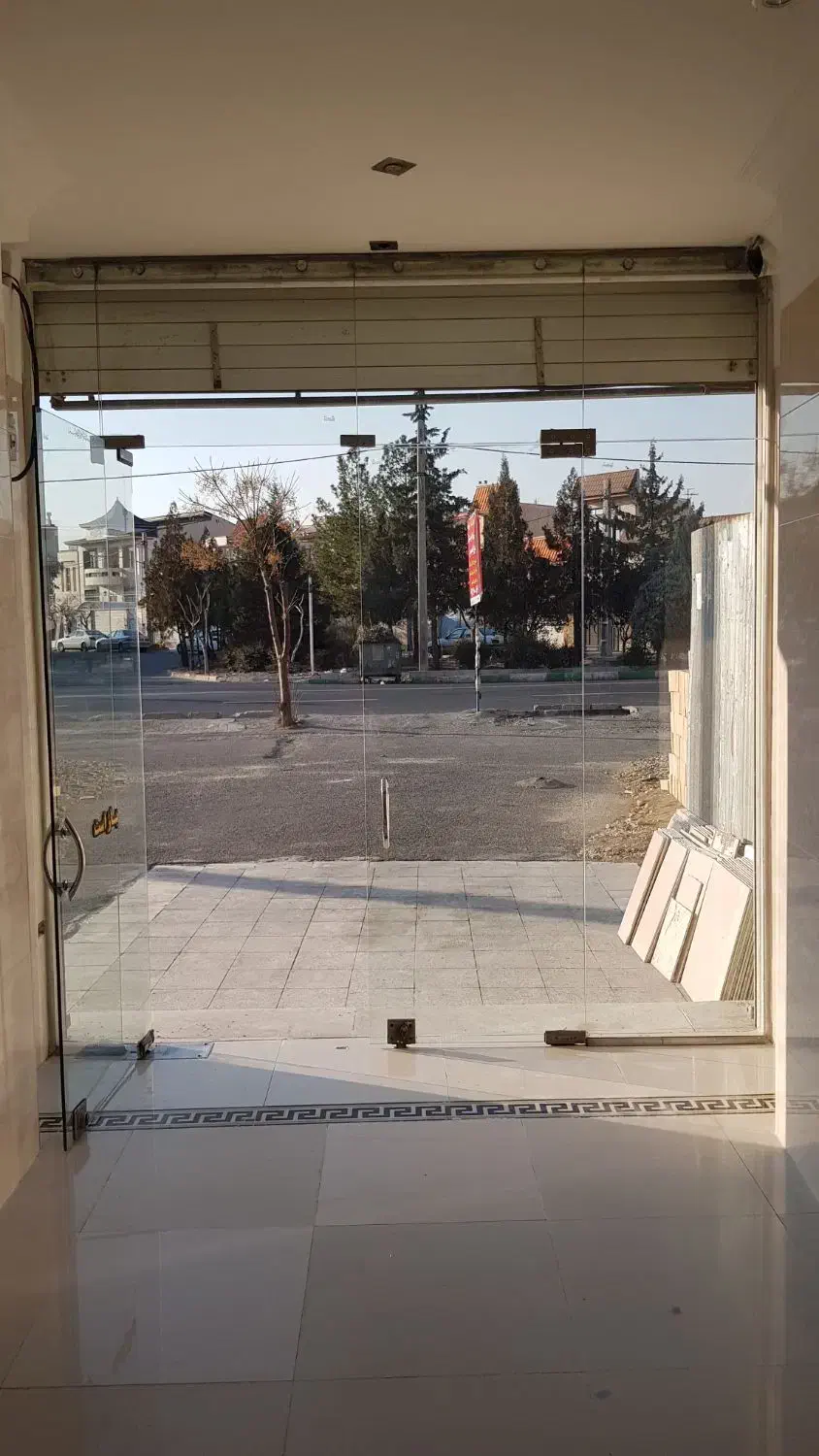 فروش مغازه ۱۷.۵۰ متری بر خیابان توحید جنوبی|فروش مغازه و غرفه|اندیشه, شهرک صدف|دیوار