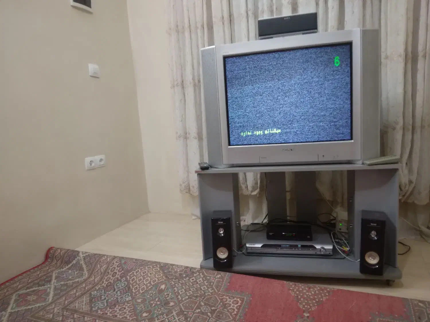 تلویزیون ۲۸ اینچ سونی|تلویزیون و پروژکتور|خرم‌آباد, |دیوار