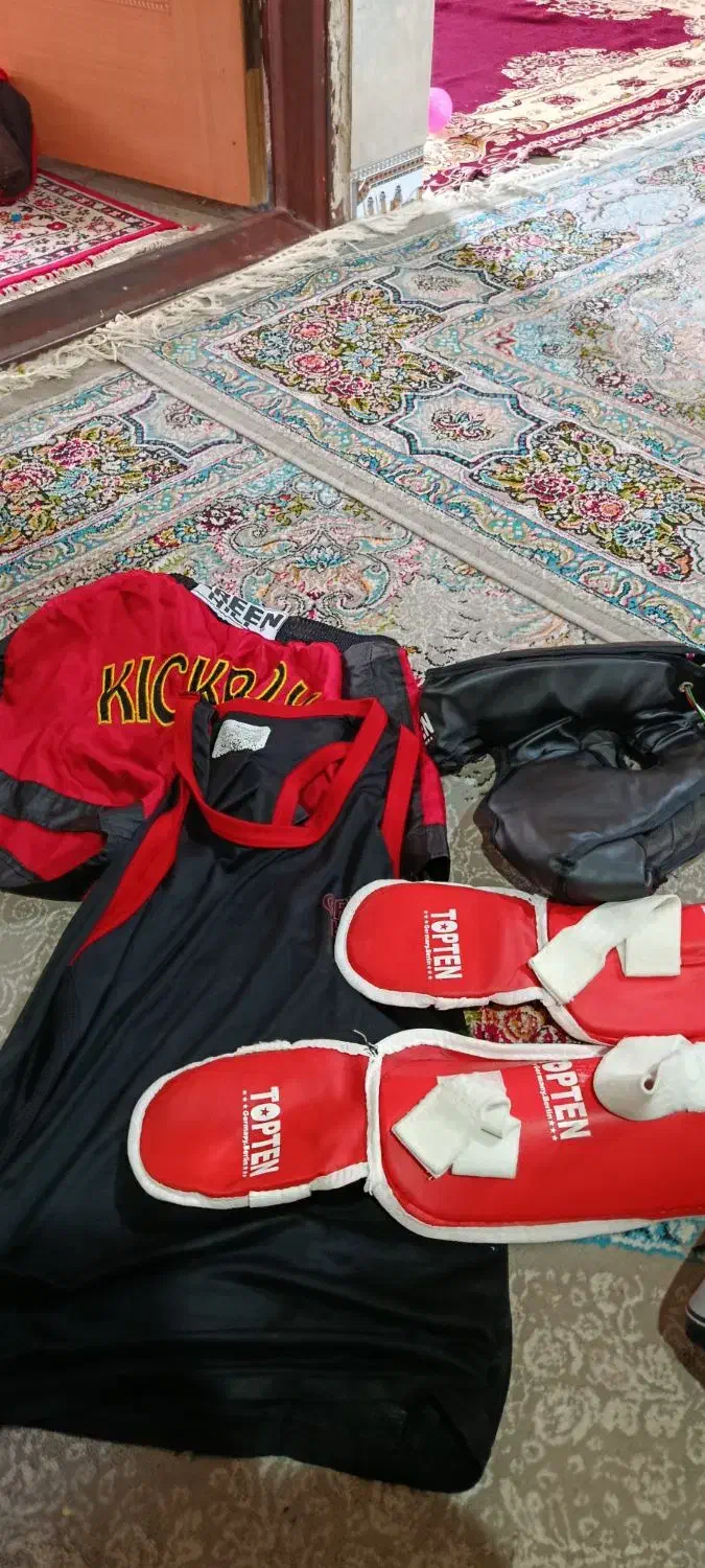 لباس کیکبوکسینگ|لباس|خرمآباد, |دیوار