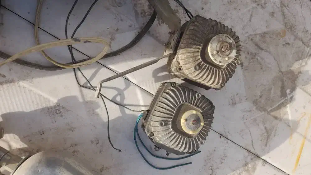 ۲ عدد موتور  کم کار کرده|پنکه و تصفیه‌کنندهٔ هوا|تهران, جوادیه تهرانپارس|دیوار