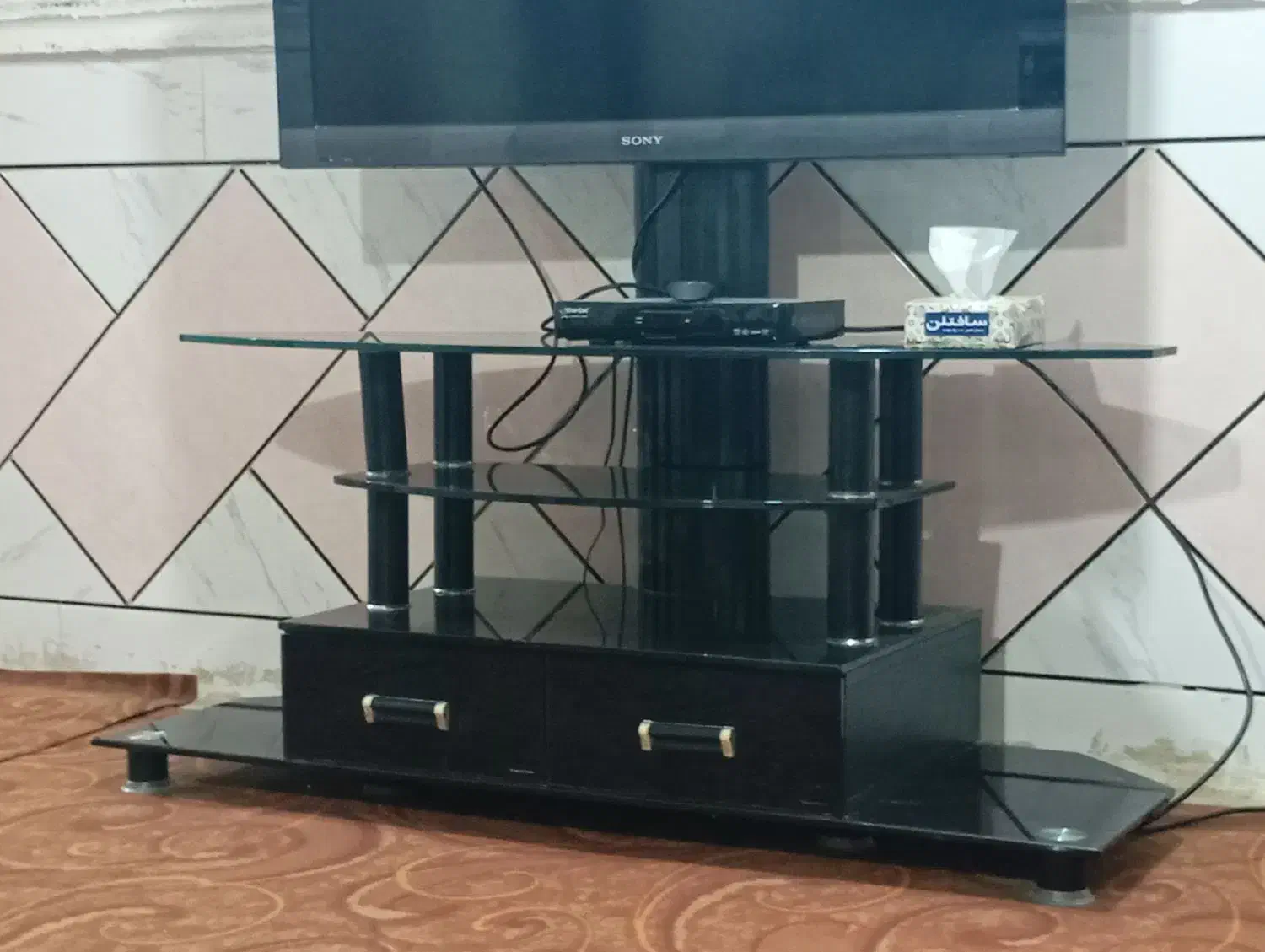 میز تلویزیون شیشه ایی|میز تلویزیون|اهواز, سلیم آباد(سه راه خرمشهر)|دیوار