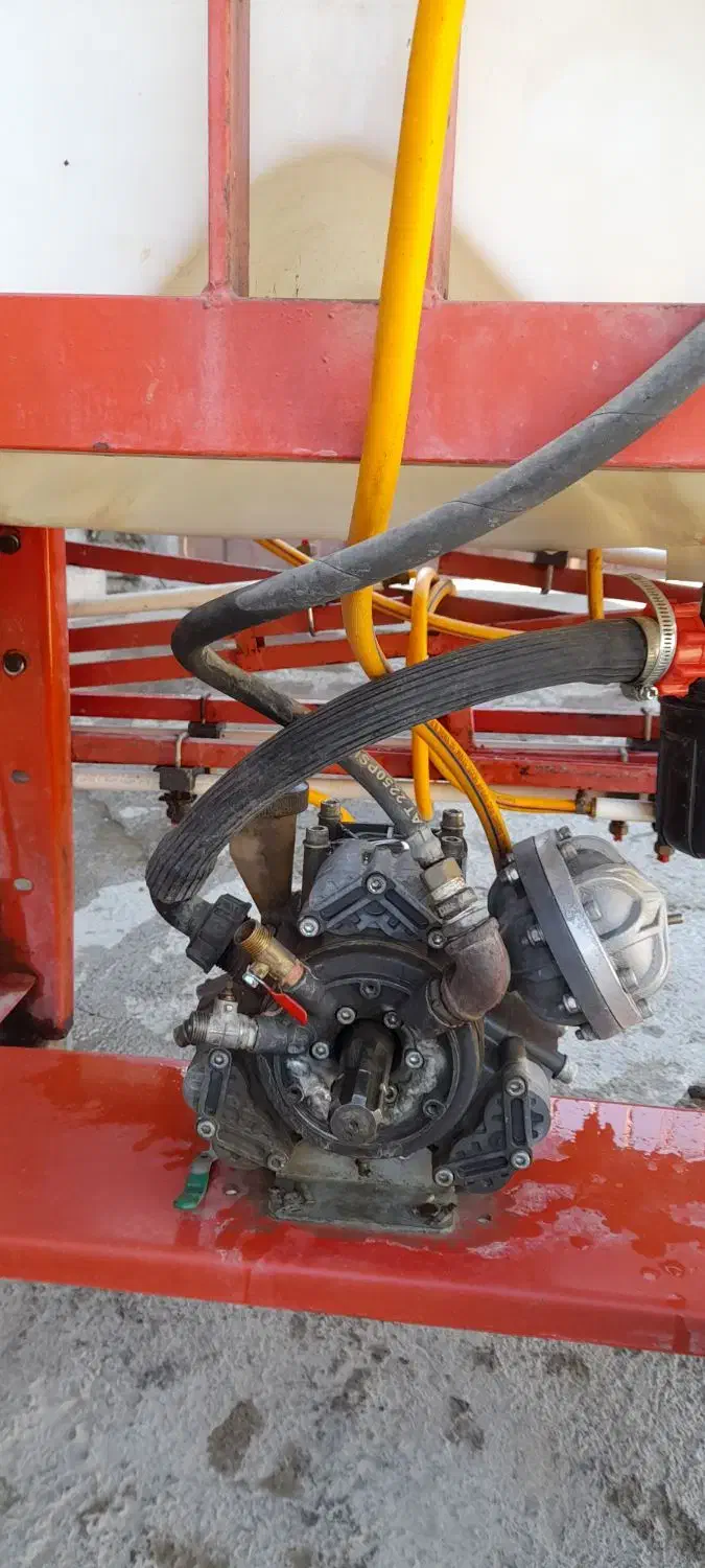 سمپاش. کنتیواتر.گاو اهن|ماشین‌آلات صنعتی|دینور, |دیوار