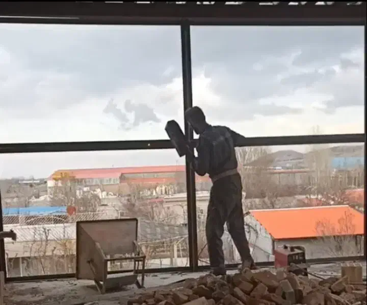 جوشکاری ویلا آلاچیق گلخانه مخزن آب سوخت دیگ مشعل|خدمات پیشه و مهارت|سهند, |دیوار