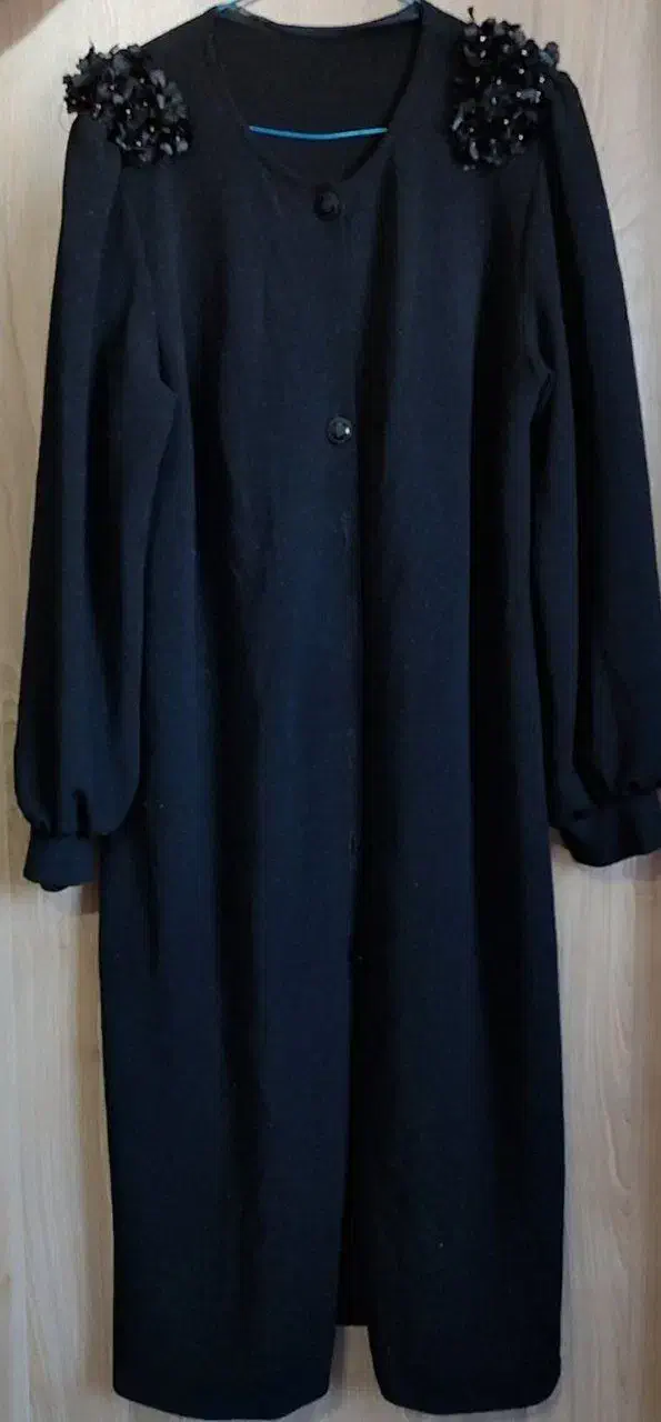 مانتو|لباس|قم, مسجد امام حسن|دیوار