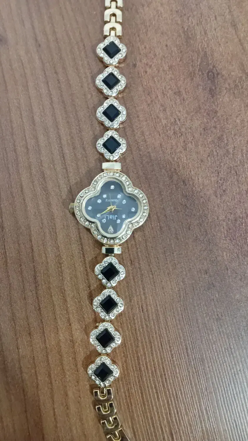 ساعت زنانه بند استیل|ساعت|گرگان, |دیوار