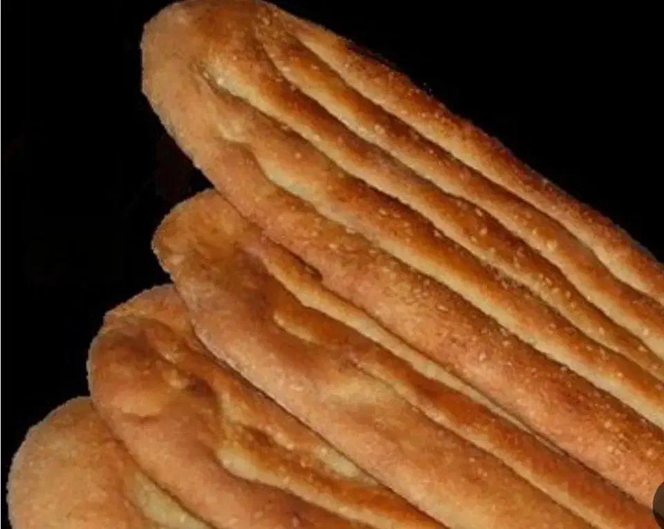 خمیر گیر و چونه زن نانوایی بربری دولتی|استخدام خدمات فروشگاه و رستوران|گنبد کاووس, |دیوار