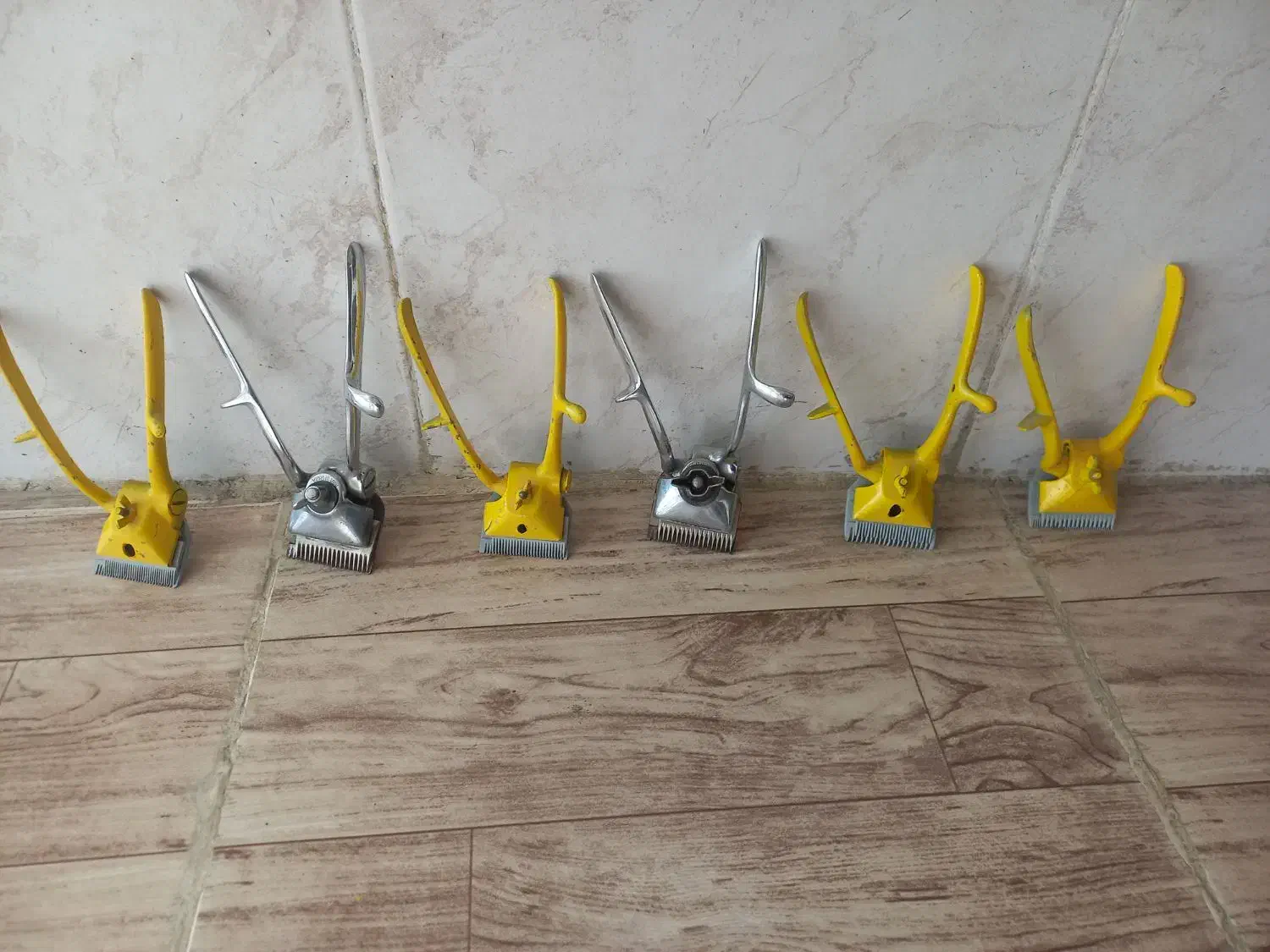 ماشین اصلاح دستی ۹۰ساله|کلکسیون اشیاء عتیقه|ساری, |دیوار