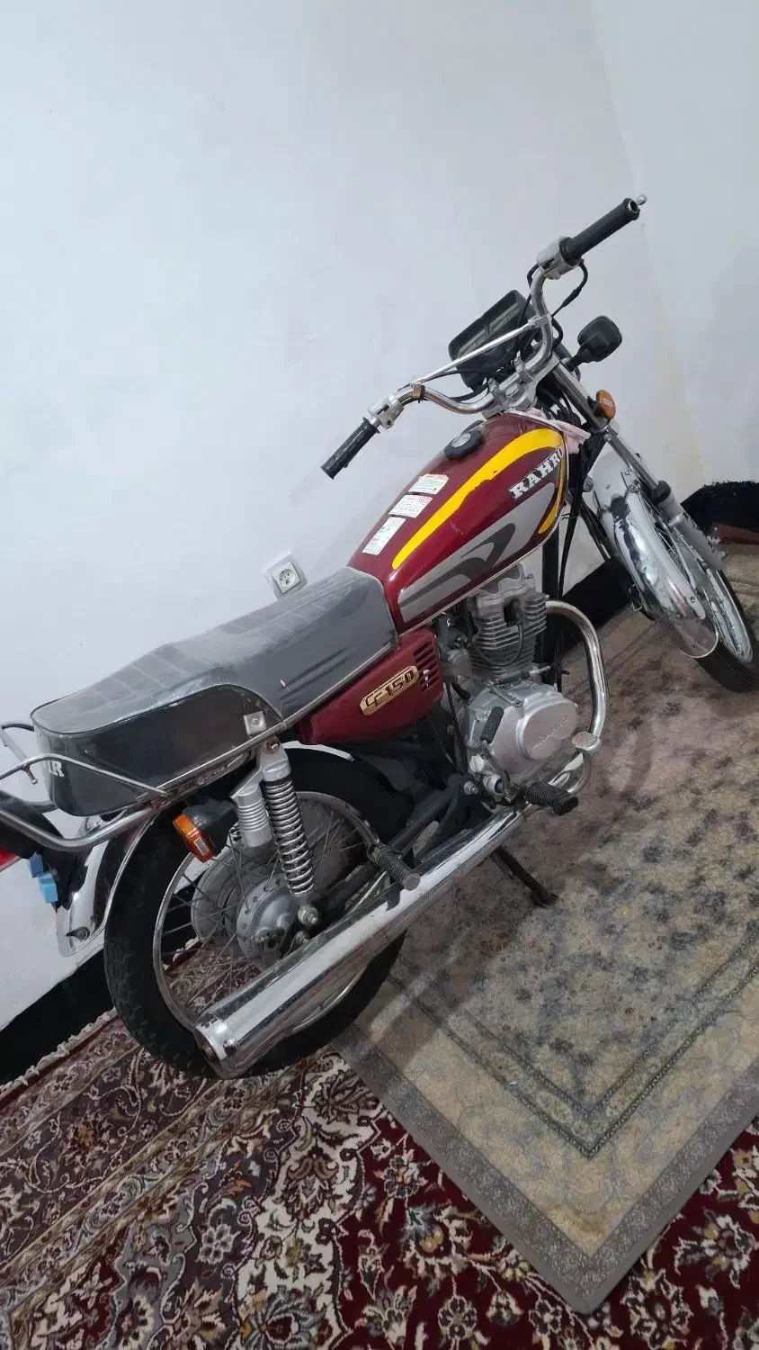 موتور 94 موتور مدل ۹۴ پارکینگی، فابریک و بی‌صدا|موتورسیکلت|دوگنبدان, |دیوار