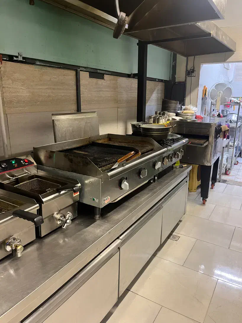 واگذاری کافه رستوران مجهز سودآور|کافیشاپ و رستوران|قم, زنبیل آباد|دیوار