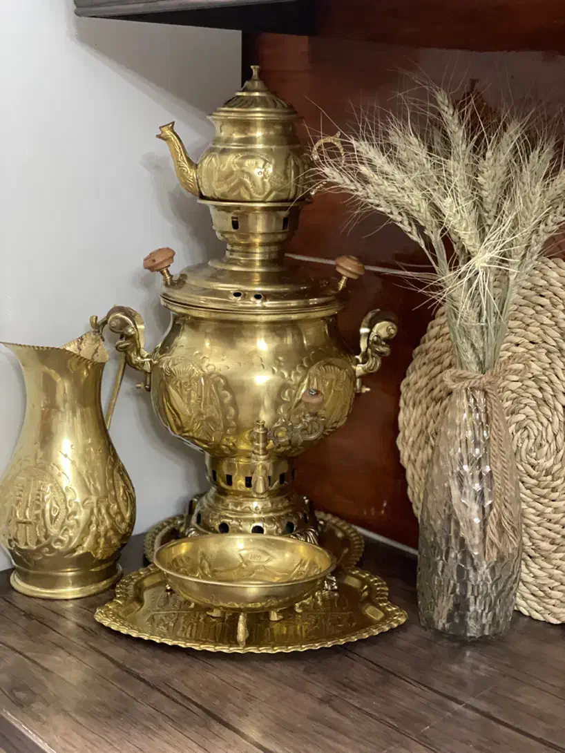 سماور برنجی ۴ لیتری|صنایع دستی و سایر لوازم تزئینی|اندیشه, اندیشه فاز ۱|دیوار