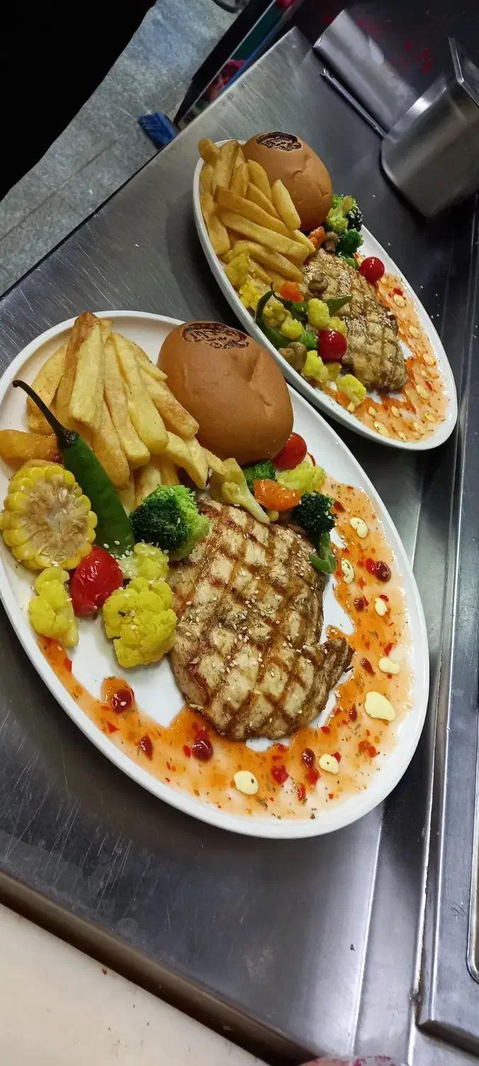 نیروی ماهر|استخدام خدمات فروشگاه و رستوران|سنندج, |دیوار