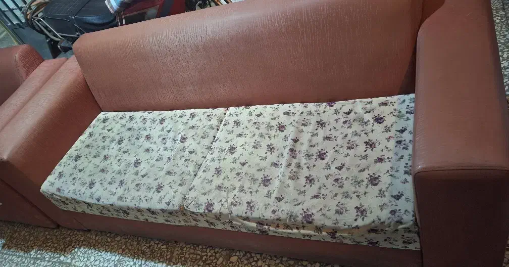 مبلمان راحتی پنج نفره|مبلمان خانگی و میز عسلی|بندرعباس, |دیوار