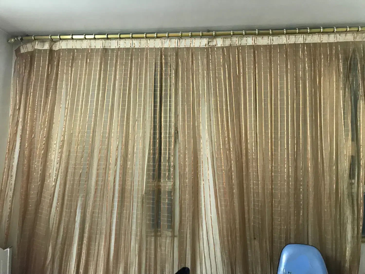 فروش پرده ، گاو صندوق،گلدان تزیینی و میز جلو مبلی|پرده، رانر، رومیزی|قم, شاه سید علی|دیوار