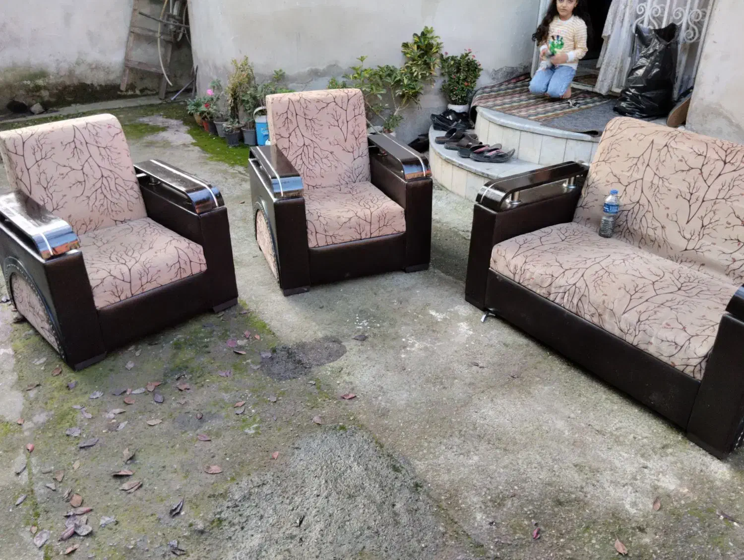 مبل هفت نفره کاملا سالم|مبلمان خانگی و میز عسلی|پیربازار, |دیوار