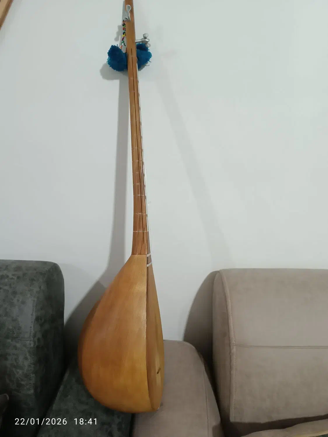 دوتار خوش صدا حرفه ایی|سازهای سنتی|بجنورد, |دیوار