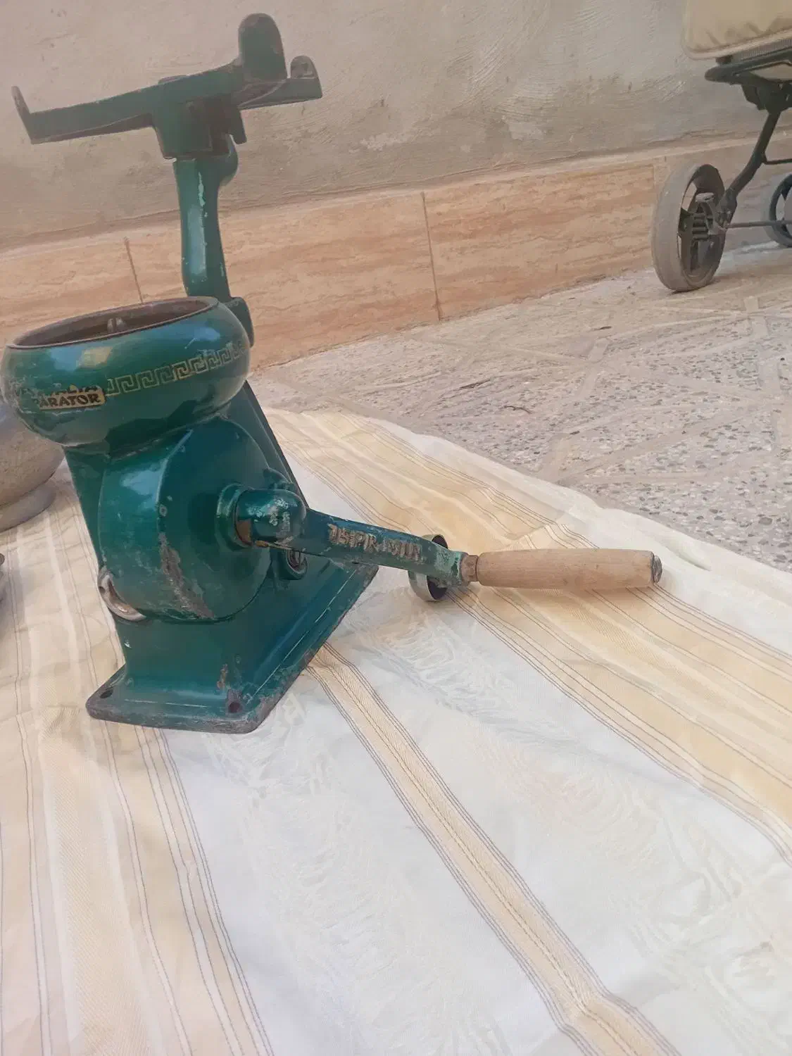 چرخ شیر دستی|ماشینآلات صنعتی|اسفراین, |دیوار