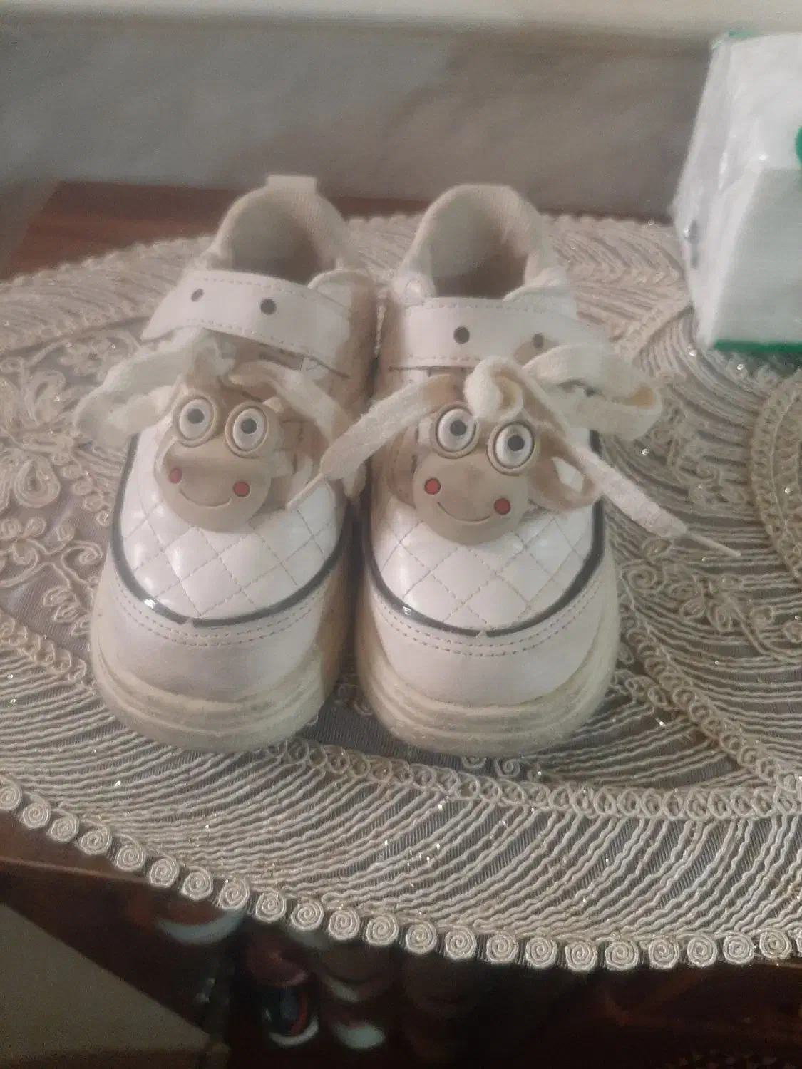 کتونی دخترانه قورباغه|کفش و لباس بچه|قم, بنیاد|دیوار